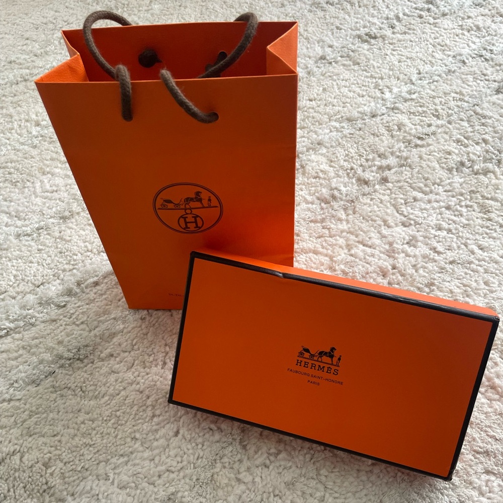 Authentic Hermès Box & Gift Bag - Picture 6 of 6